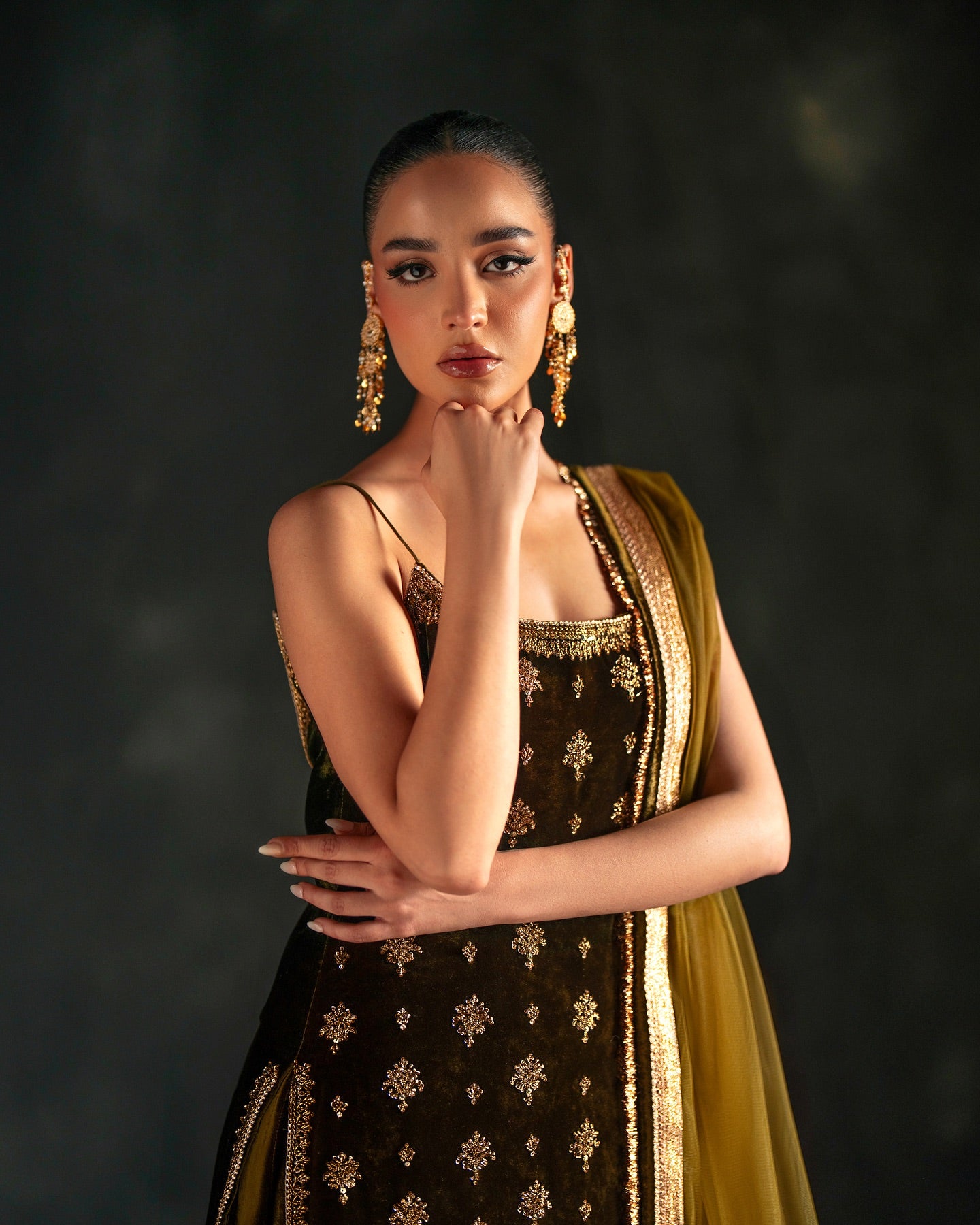 HEAVY GREEN VELVET EMBROIDERED SHARARA