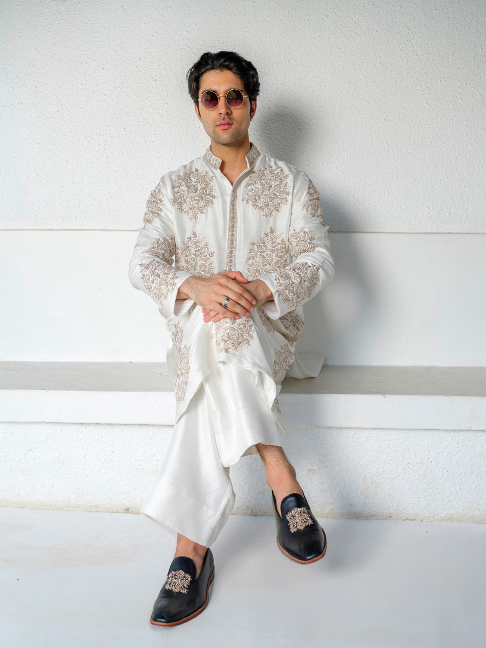 HANDLOOM SILK KURTA WITH HAND ZARDOZI