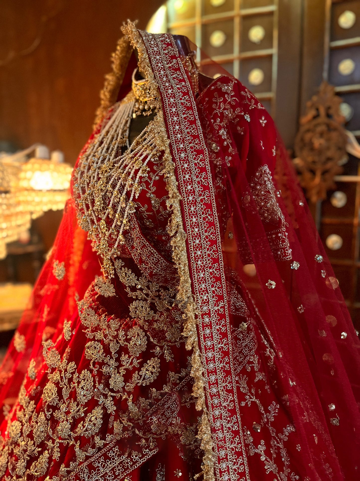 PAISLEY FULL BUTTI SILK LEHENGA