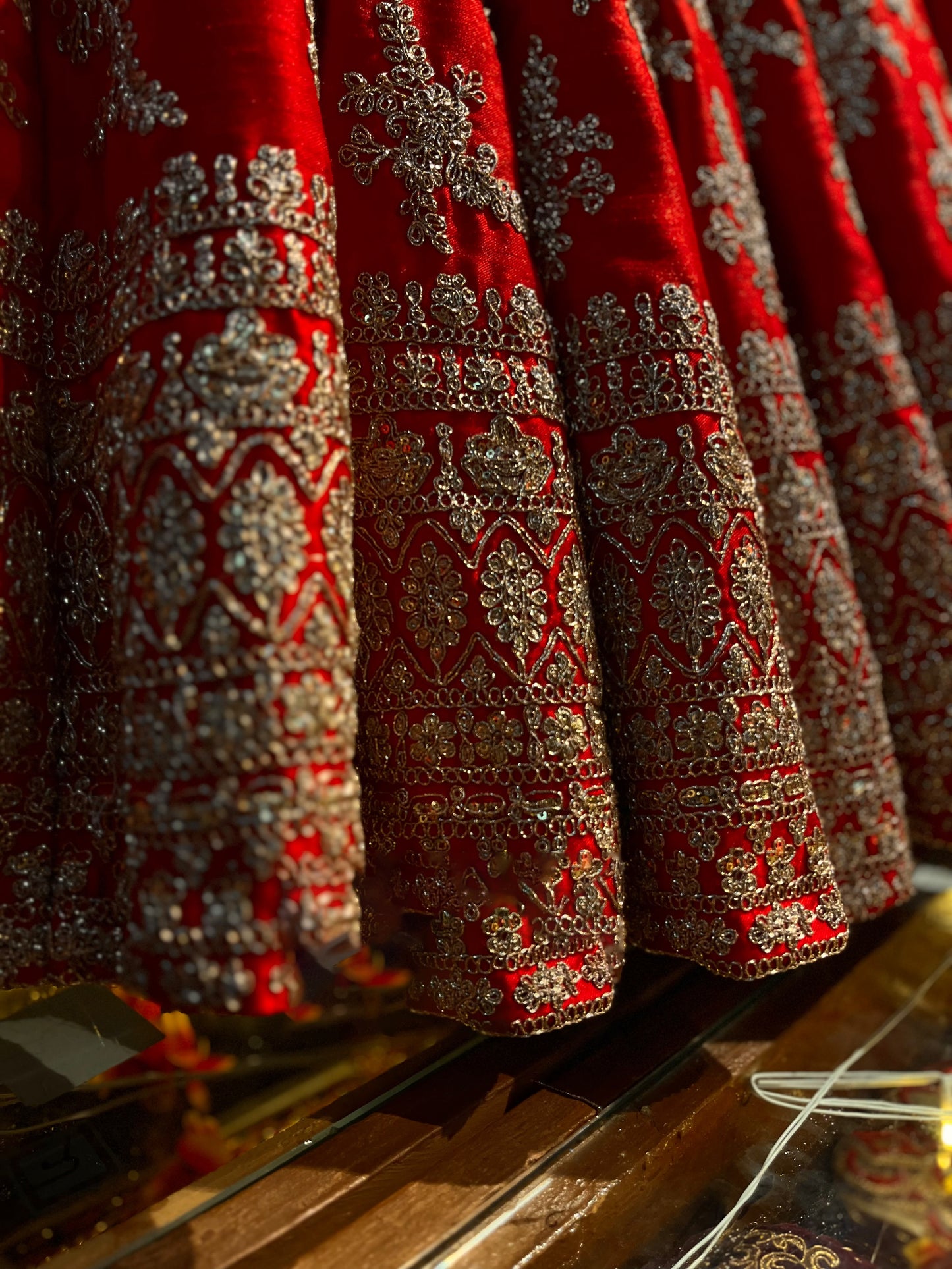 PAISLEY FULL BUTTI SILK LEHENGA