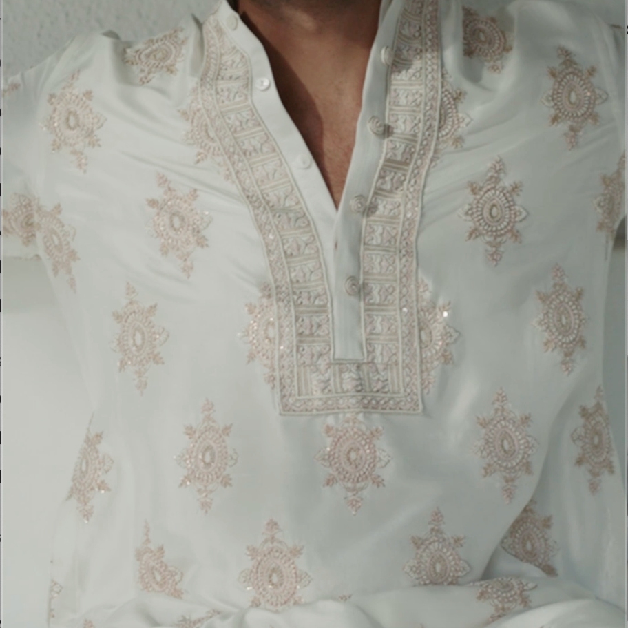 HANDLOOM SILK KURTA WITH HAND ZARDOZI