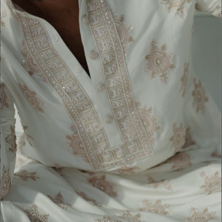 HANDLOOM SILK KURTA WITH HAND ZARDOZI