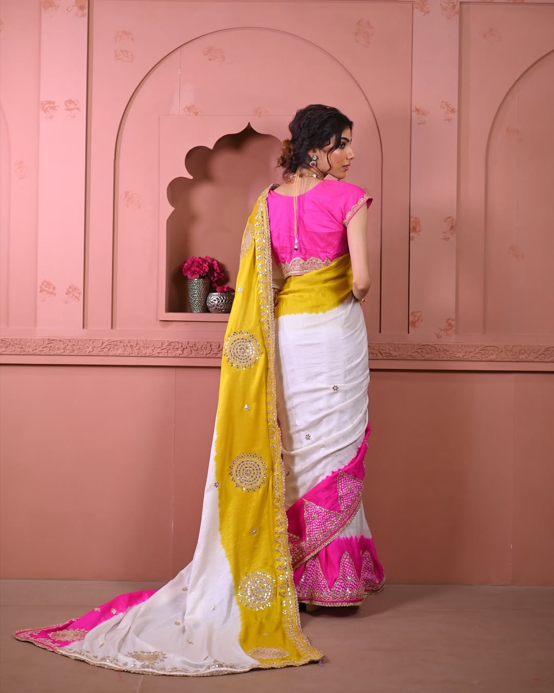 HANDCRAFTED BANDHANI SILK SARI- WHITE & PINK