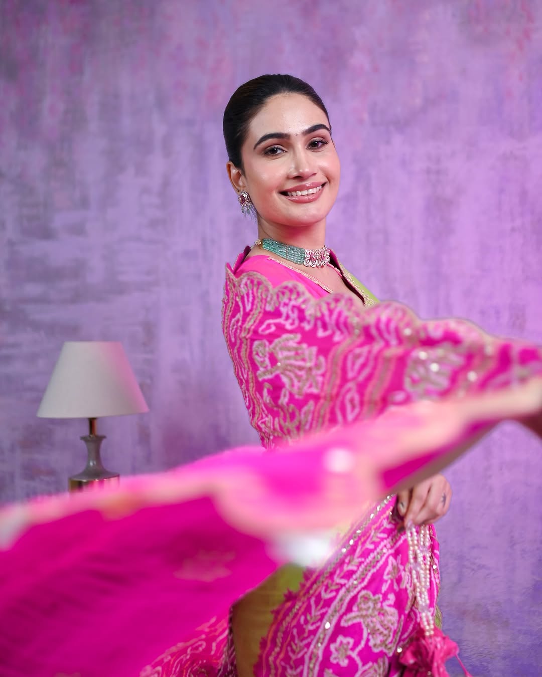 HANDCRAFTED BANDHANI SILK SARI- GREEN/PINK