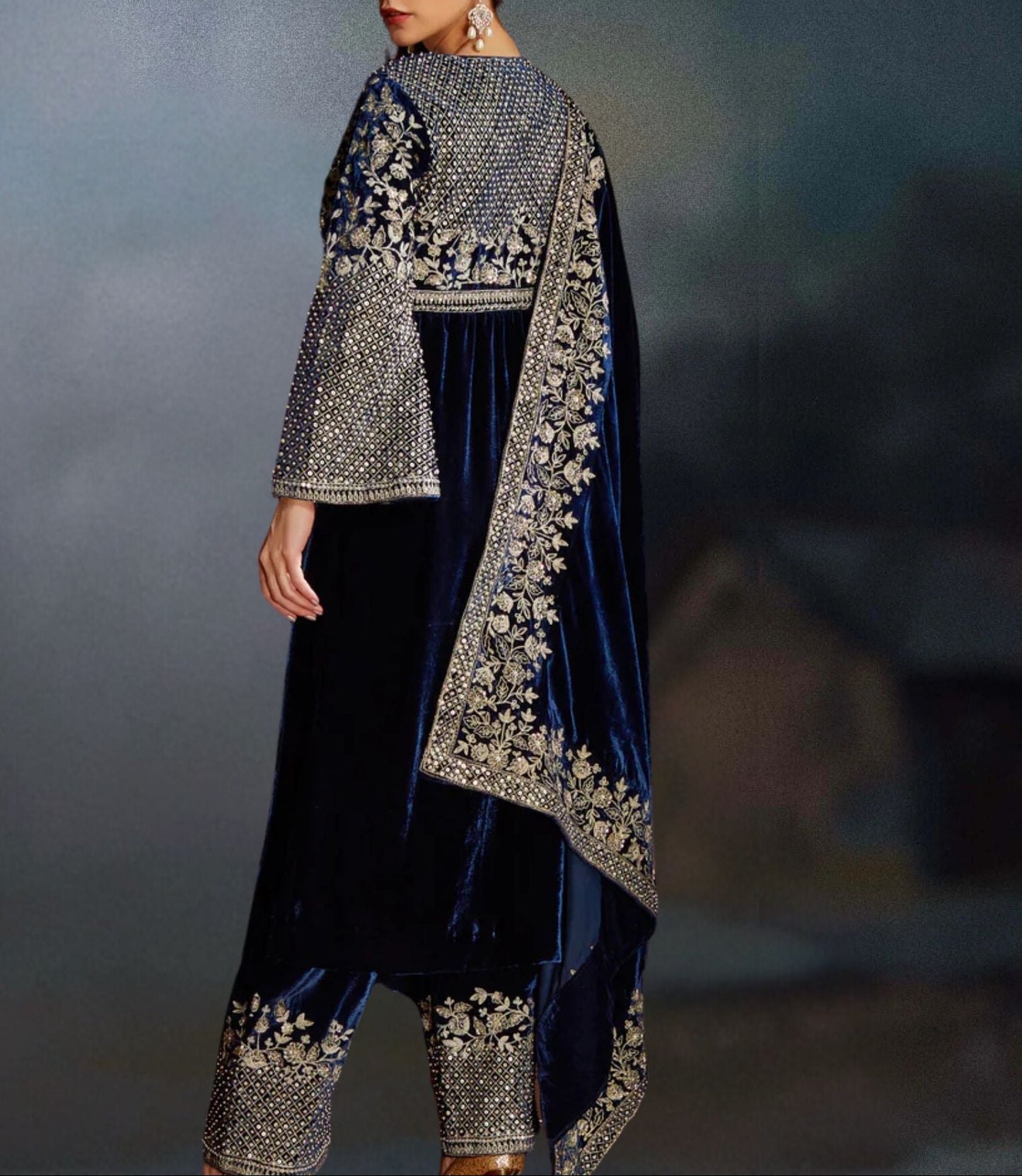 BLUE SILVER EMBROIDERED VELVET SUIT