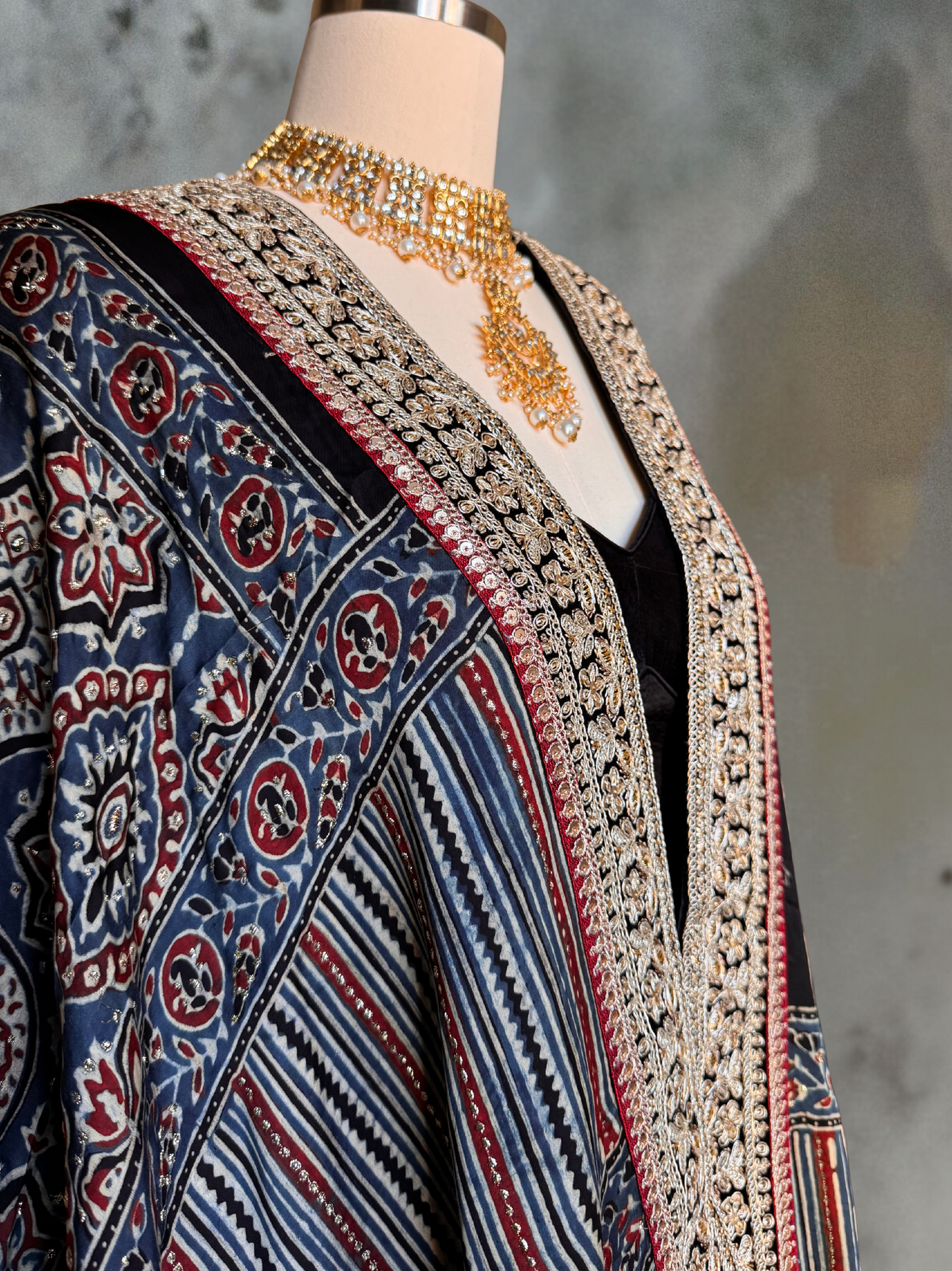 AJRAKH MUKAISH DUPATTA