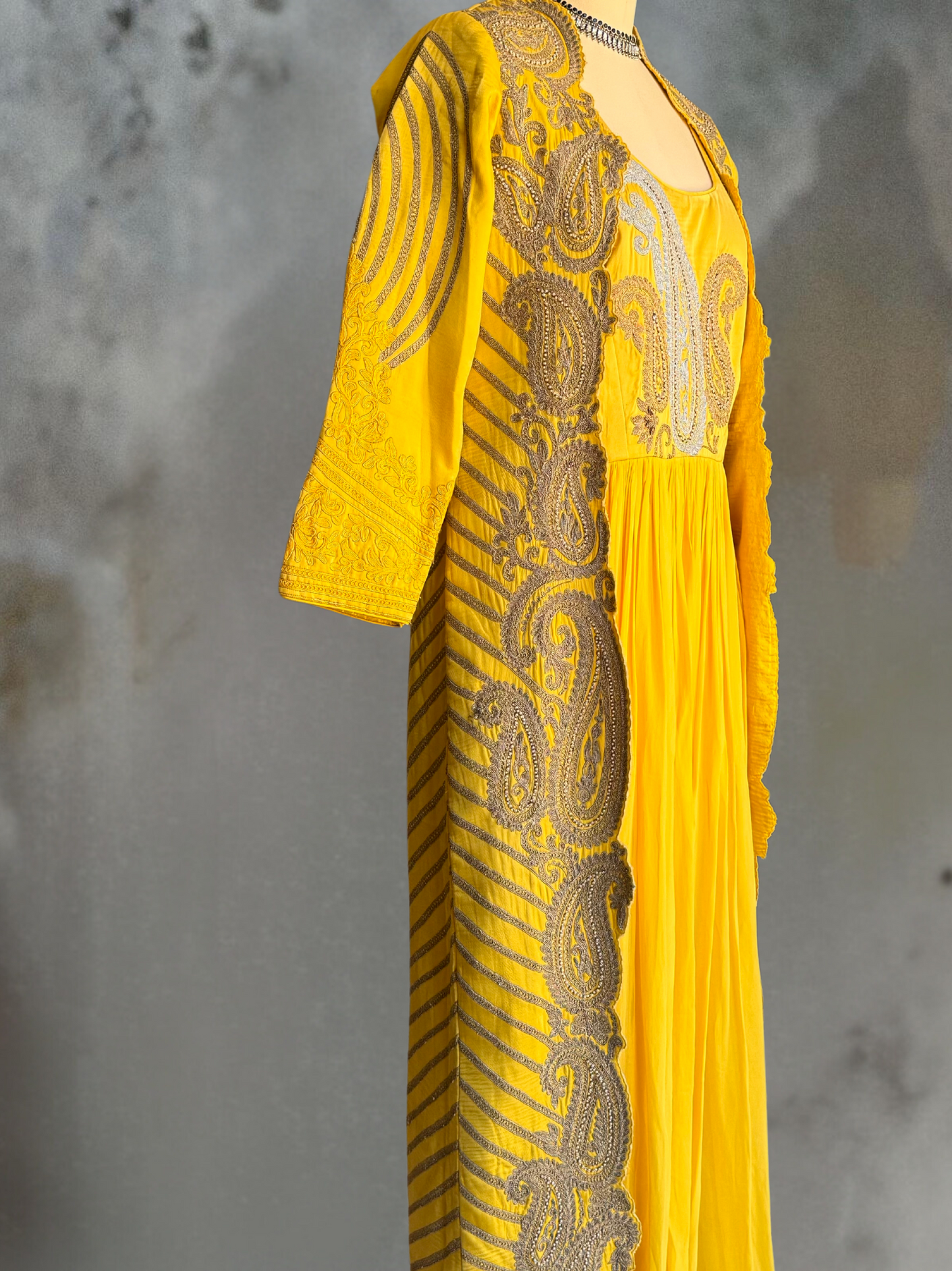 SILK AND CHIFFON 2 PIECE HAND EMBROIDERED SET