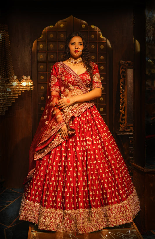 PAISLEY BUTTI SILK LEHENGA