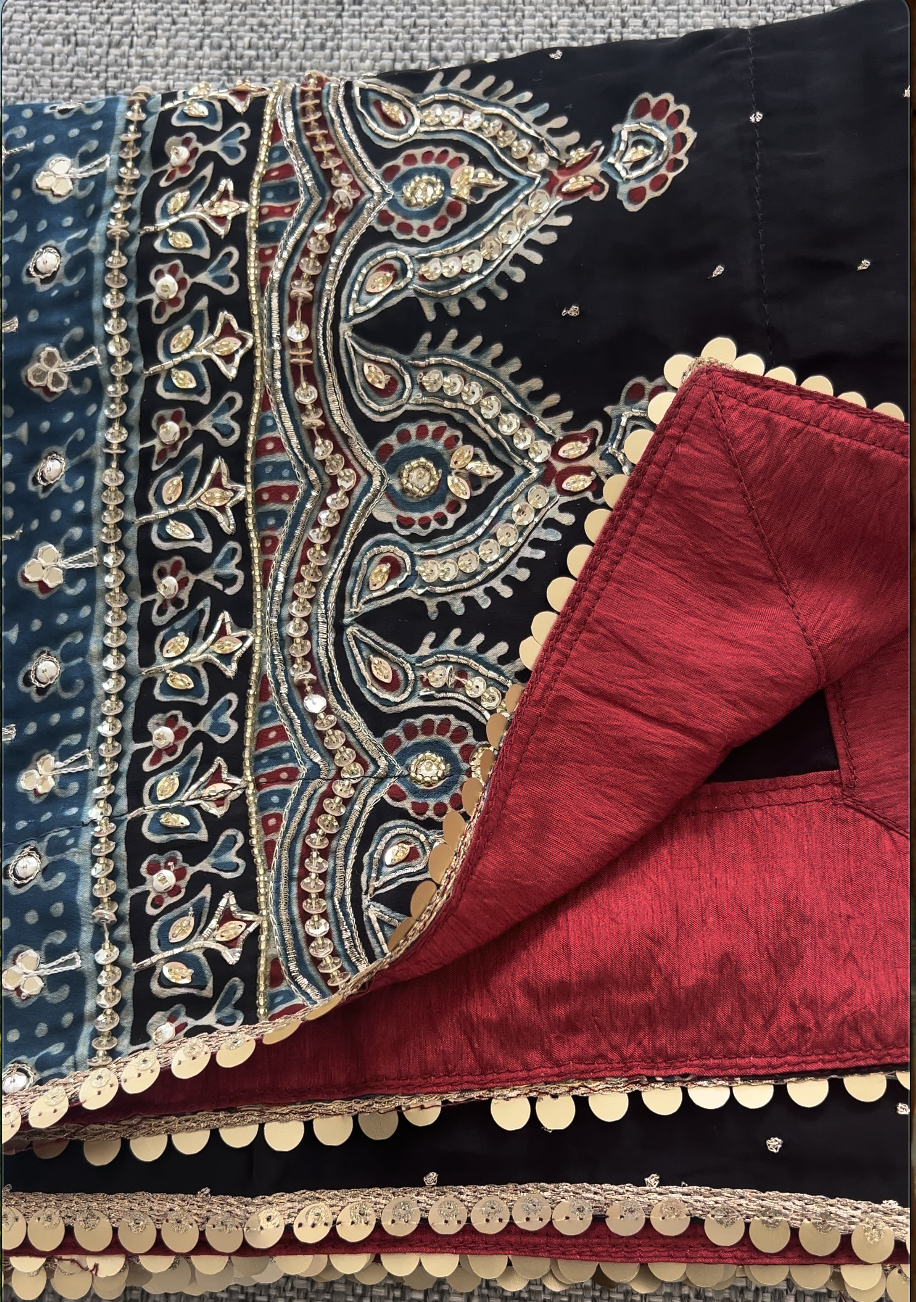 HAND BLOCKED HEAVY EMEBROIDERED AJRAKH DUPATTA