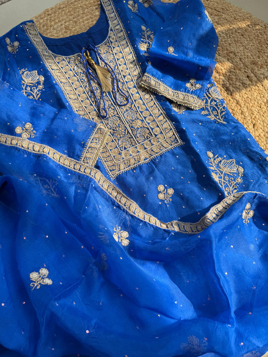 EKTAAR CHIKANKARI ORGANZA SUIT SET WITH DUPATTA